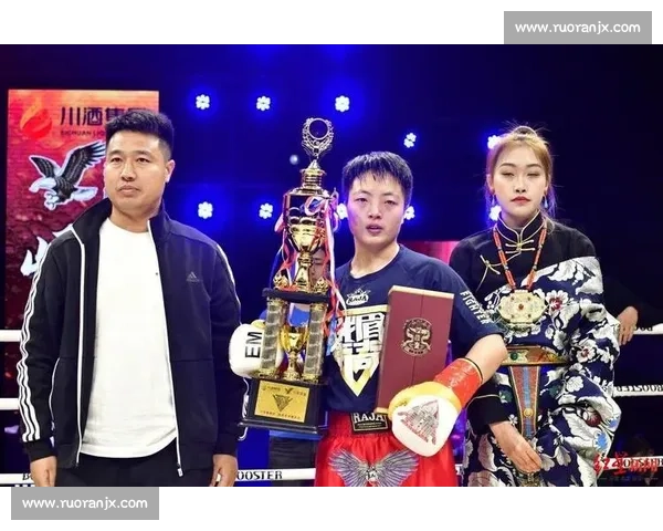 峨眉传奇燃爆!中国木兰齐秋兰横扫外籍强敌 峨眉传奇燃爆!中国木兰齐秋兰横扫外籍强敌