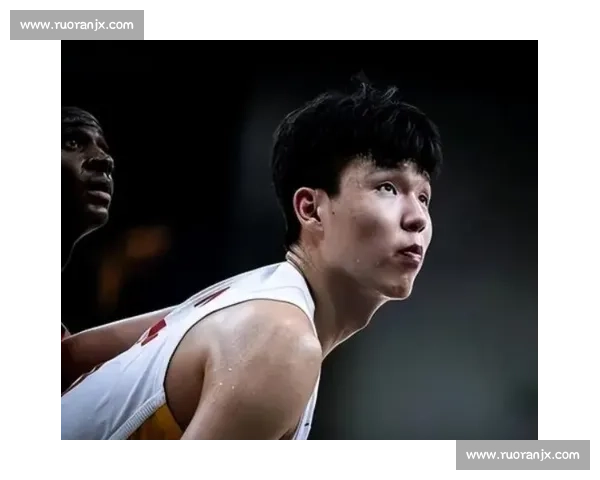 林葳首秀征服球队：串联获盛赞，主帅点出进攻急躁短板