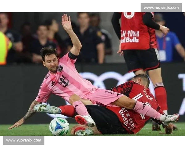 失误埋祸根!梅西双响轰 3-0,纳什维尔季后赛开门黑 失误埋祸根!梅西双响轰 3-0,纳什维尔季后赛开门黑