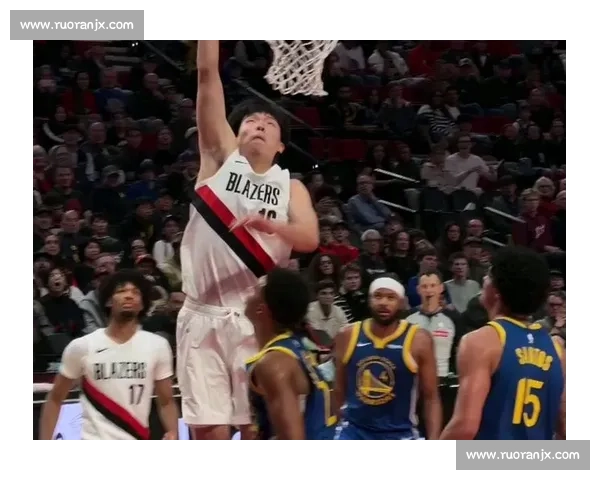 暴扣破荒！杨瀚森斩获 NBA 生涯首个运动战得分