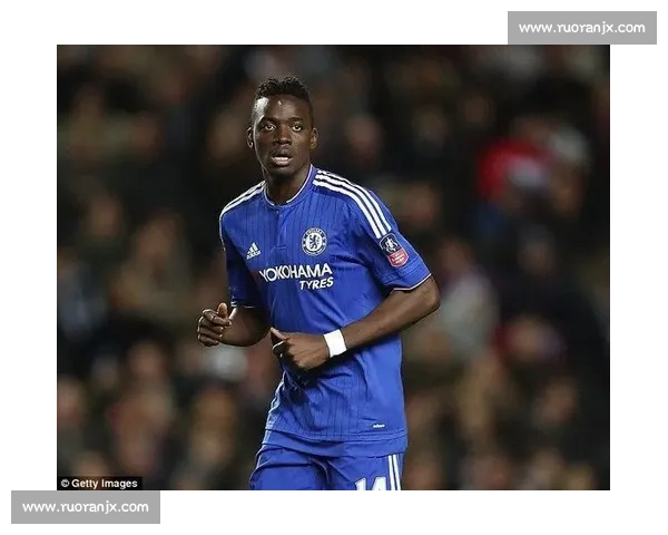 切尔西名宿女儿晒比基尼,丈夫评论笑翻:当场去世 切尔西名宿女儿晒比基尼,丈夫评论笑翻:当场去世